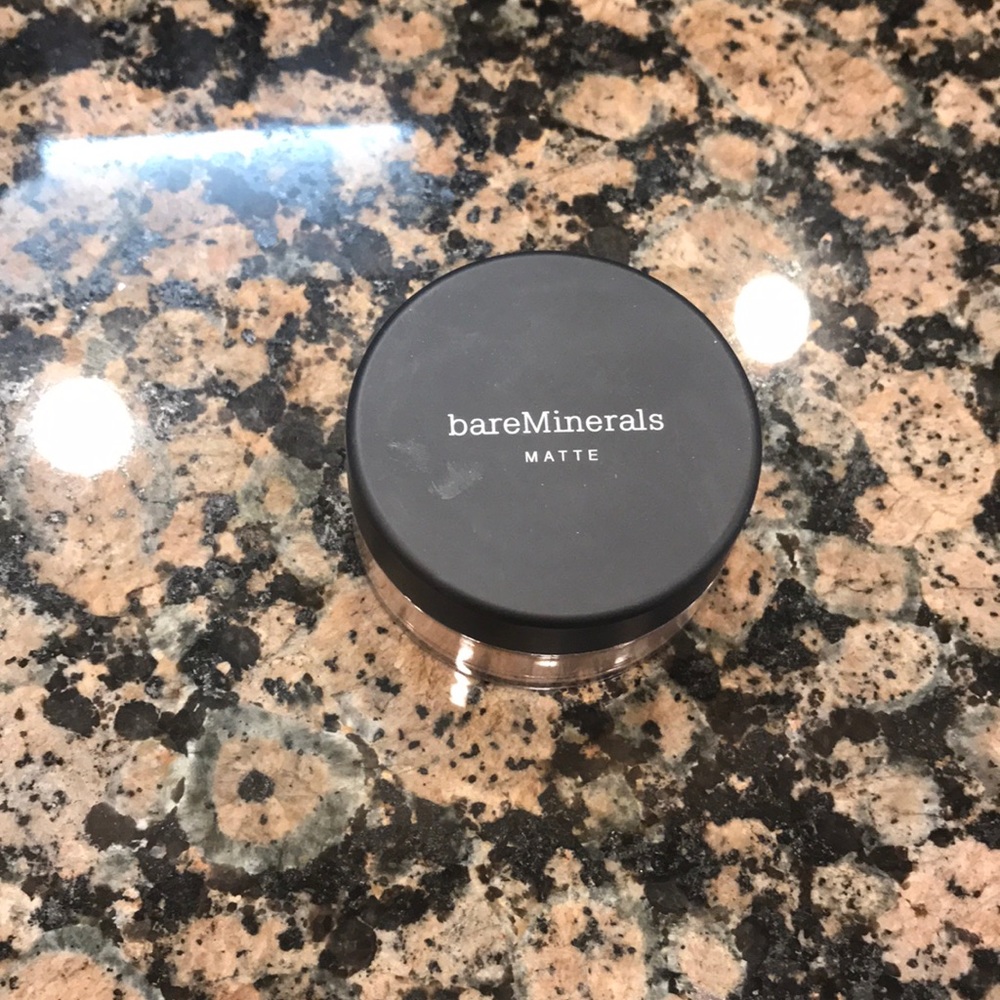 Bare Minerals Matte Foundation In Med Tan C30